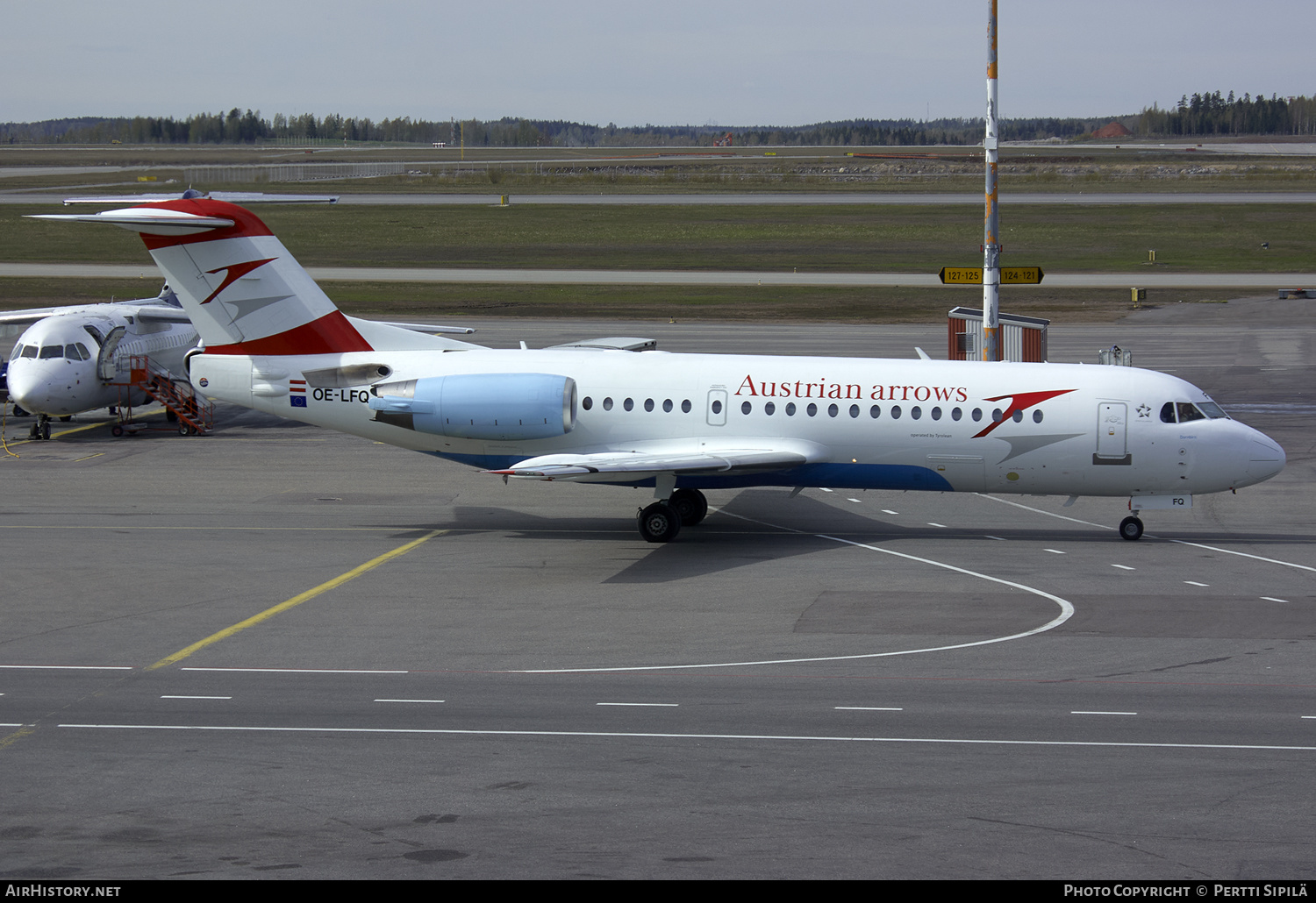 Aircraft Photo of OE-LFQ | Fokker 70 (F28-0070) | Austrian Arrows | AirHistory.net #197181