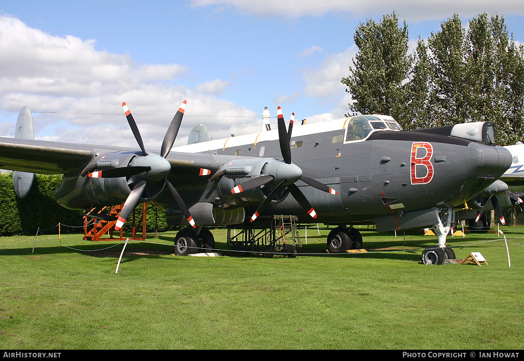 Aircraft Photo of WR977 | Avro 716 Shackleton MR3/3 | UK - Air Force | AirHistory.net #197290