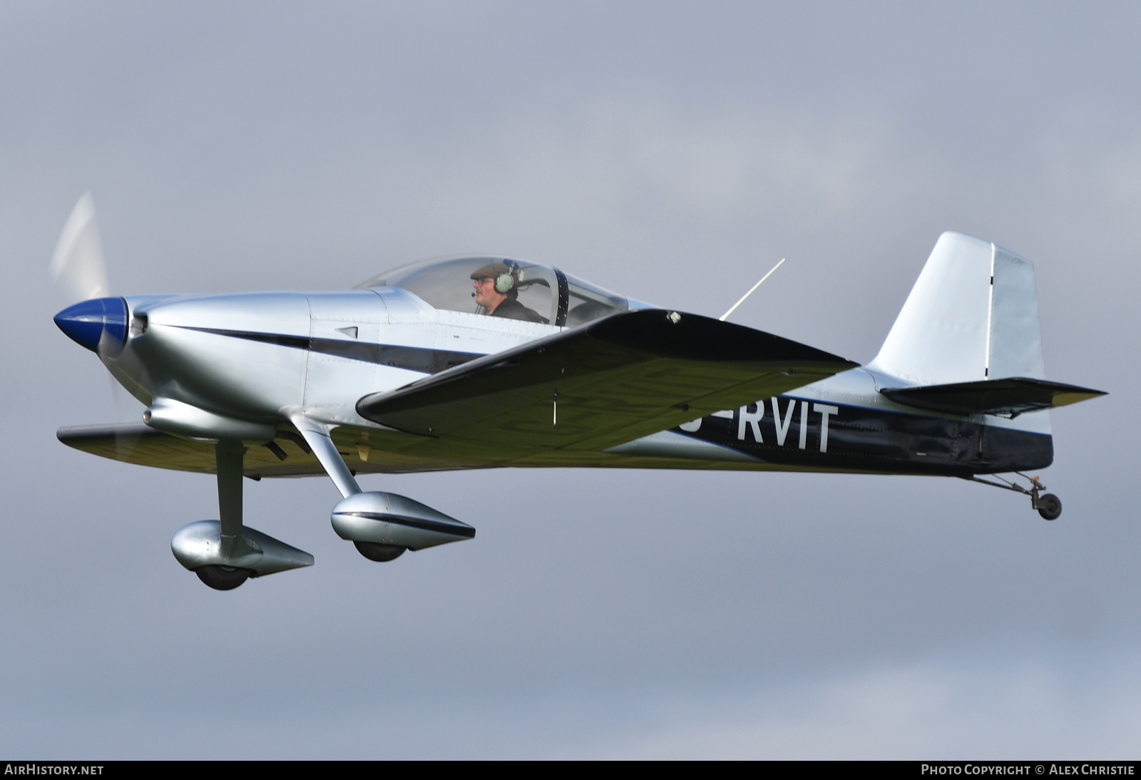 Aircraft Photo of G-RVIT | Van's RV-6 | AirHistory.net #197447