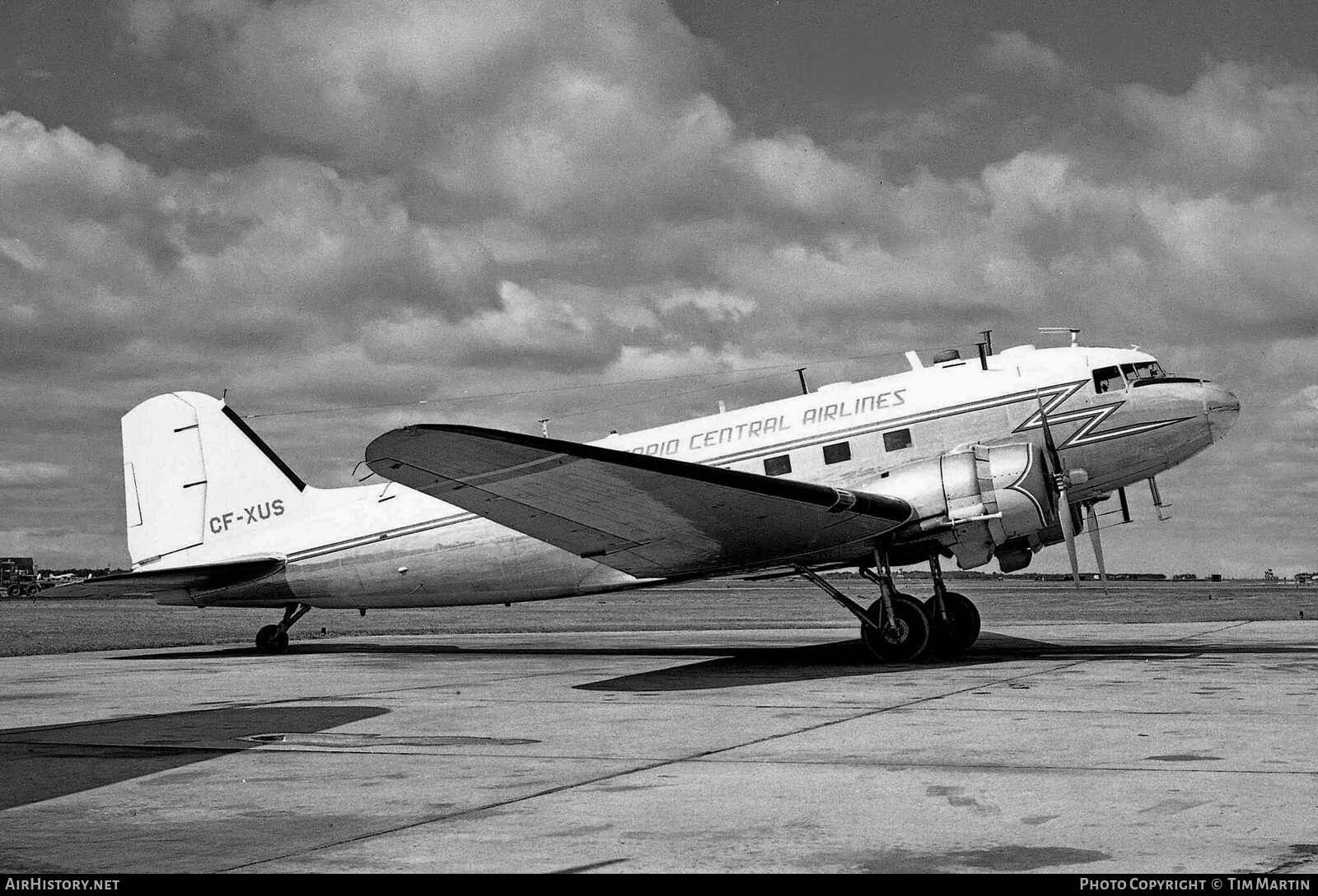 Aircraft Photo of CF-XUS | Douglas DC-3(C) | Ontario Central Airlines - OCA | AirHistory.net #197479