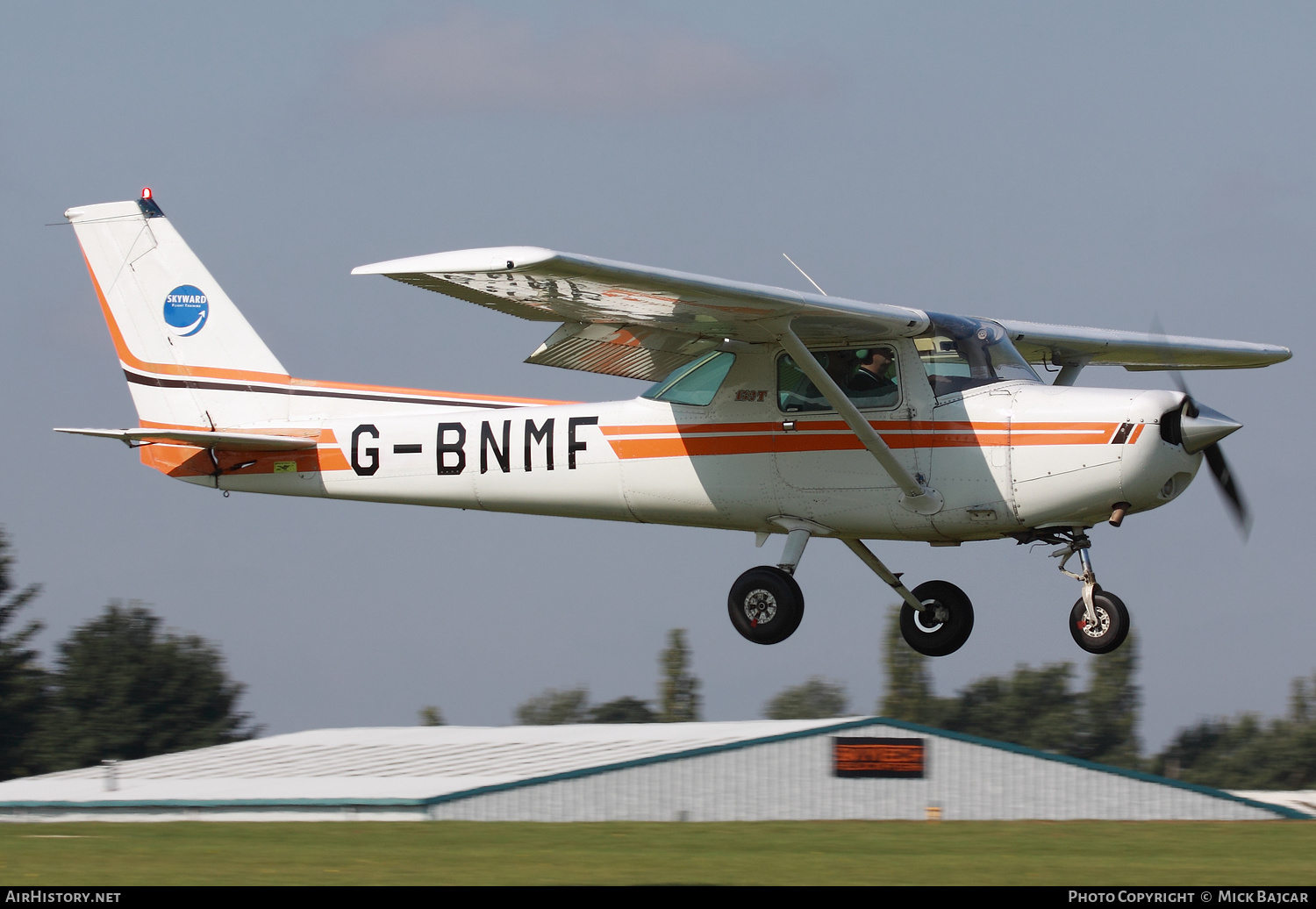 Aircraft Photo of G-BNMF | Cessna 152 | AirHistory.net #197501