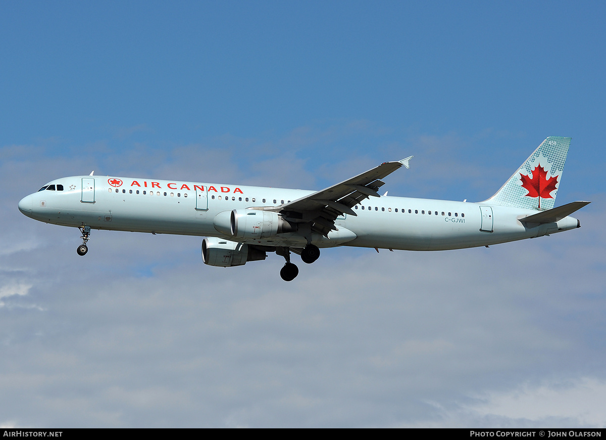 Aircraft Photo of C-GJWI | Airbus A321-211 | Air Canada | AirHistory.net #197683