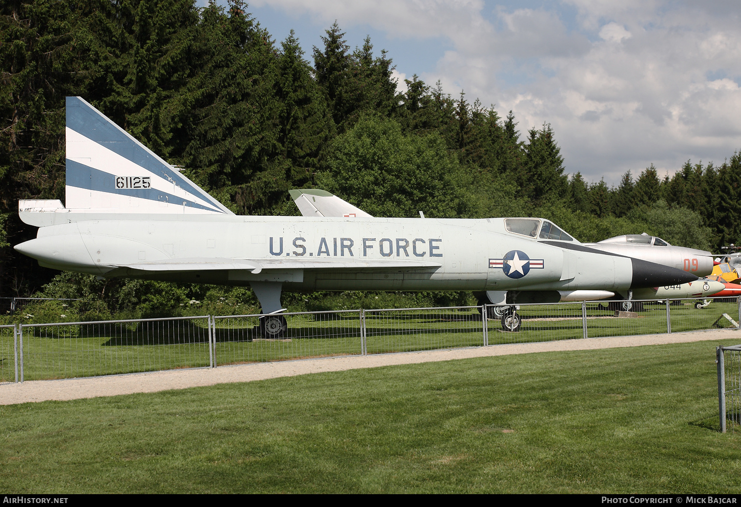 Aircraft Photo of 56-1125 / 61125 | Convair F-102A Delta Dagger | USA - Air Force | AirHistory.net #197790