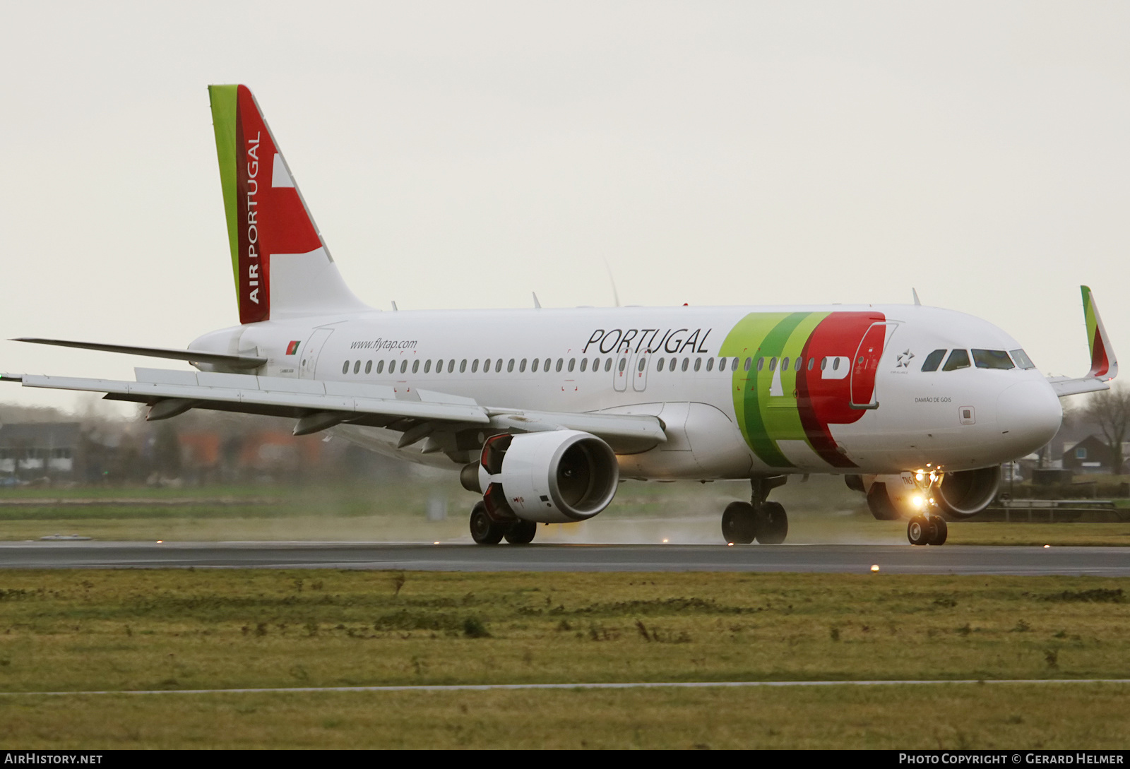 Aircraft Photo of CS-TNS | Airbus A320-214 | TAP Air Portugal | AirHistory.net #197802