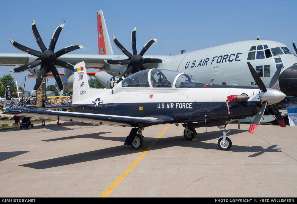 Aircraft Photo of 03-6204 / AF03-204 | Raytheon T-6A Texan II | USA - Air Force | AirHistory.net #197989