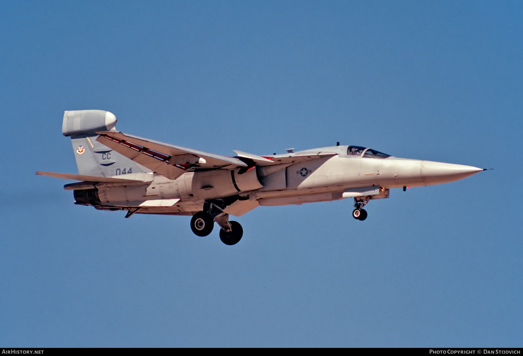 Aircraft Photo of 67-0044 / AF67-044 | General Dynamics EF-111A Raven | USA - Air Force | AirHistory.net #198112