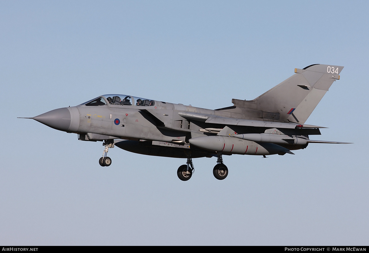 Aircraft Photo of ZA541 | Panavia Tornado GR4 | UK - Air Force | AirHistory.net #198211