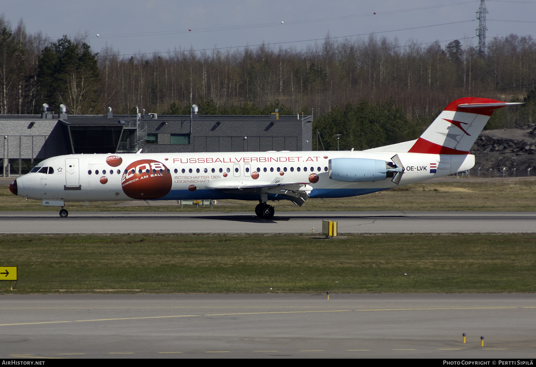 Aircraft Photo of OE-LVK | Fokker 100 (F28-0100) | Austrian Arrows | AirHistory.net #198217