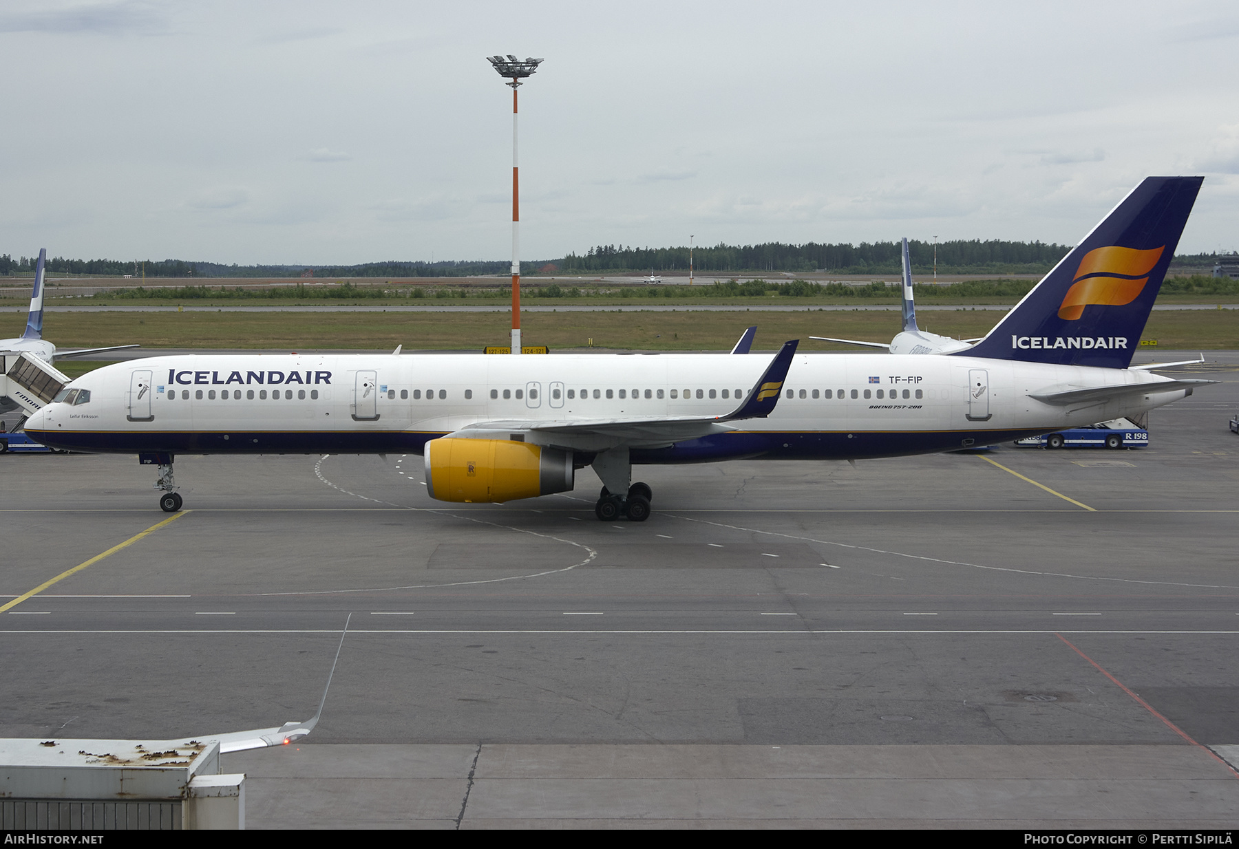 Aircraft Photo of TF-FIP | Boeing 757-208 | Icelandair | AirHistory.net #198336