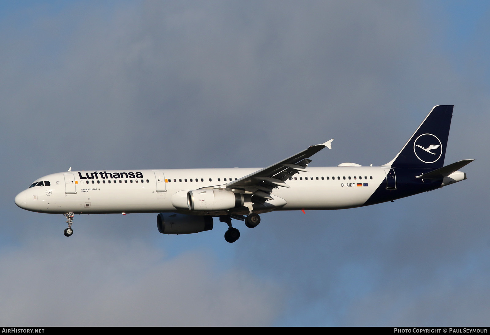 Aircraft Photo of D-AIDF | Airbus A321-231 | Lufthansa | AirHistory.net #198361