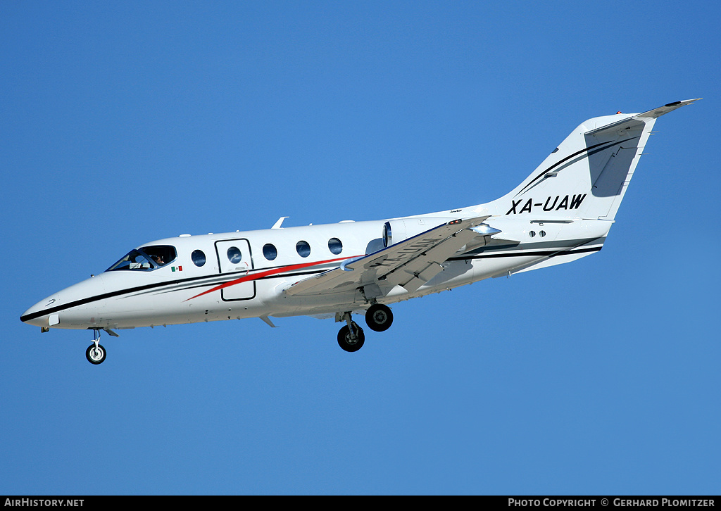 Aircraft Photo of XA-UAW | Raytheon Hawker 400XP | AirHistory.net #198470