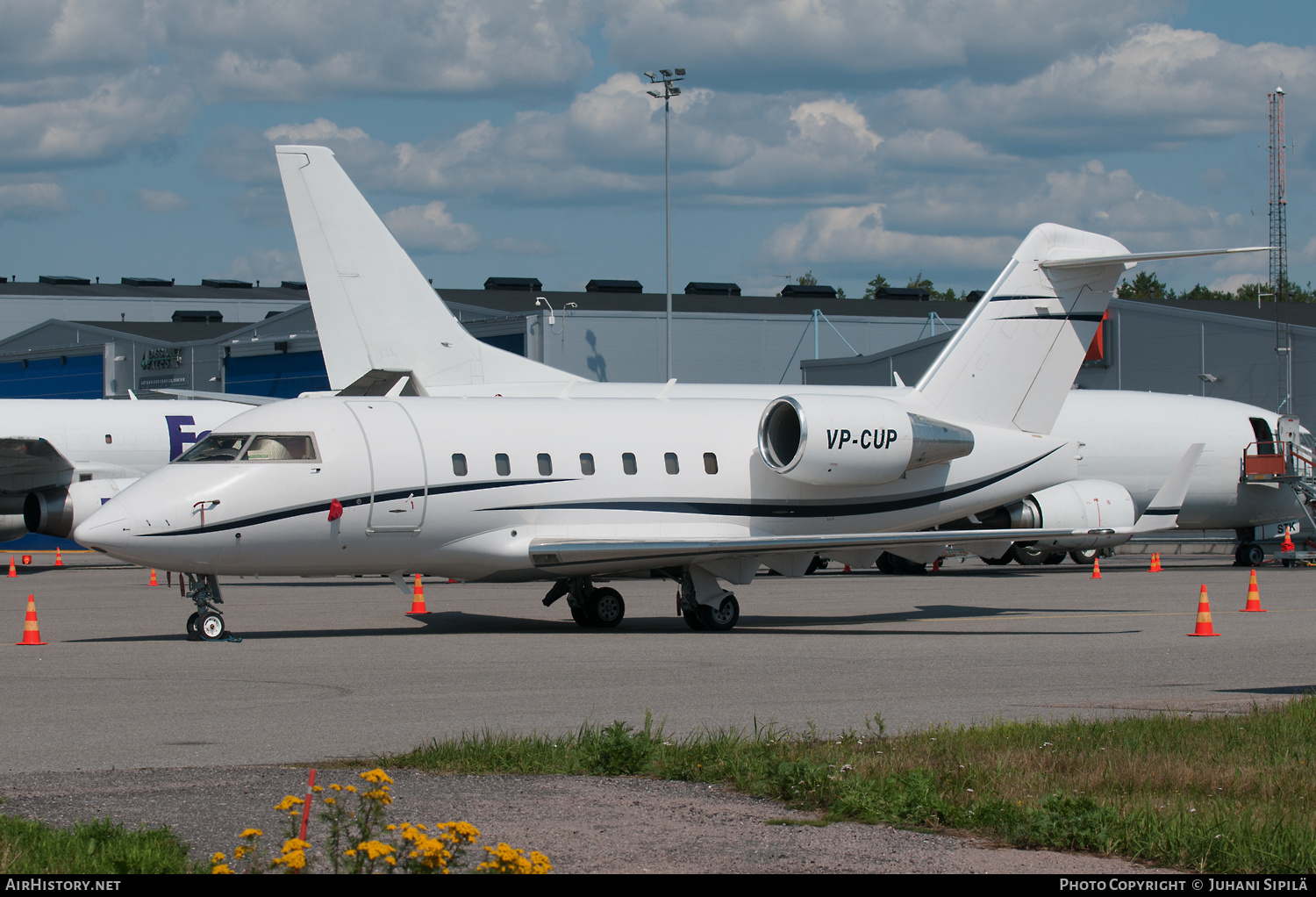 Aircraft Photo of VP-CUP | Bombardier Challenger 604 (CL-600-2B16) | AirHistory.net #198601