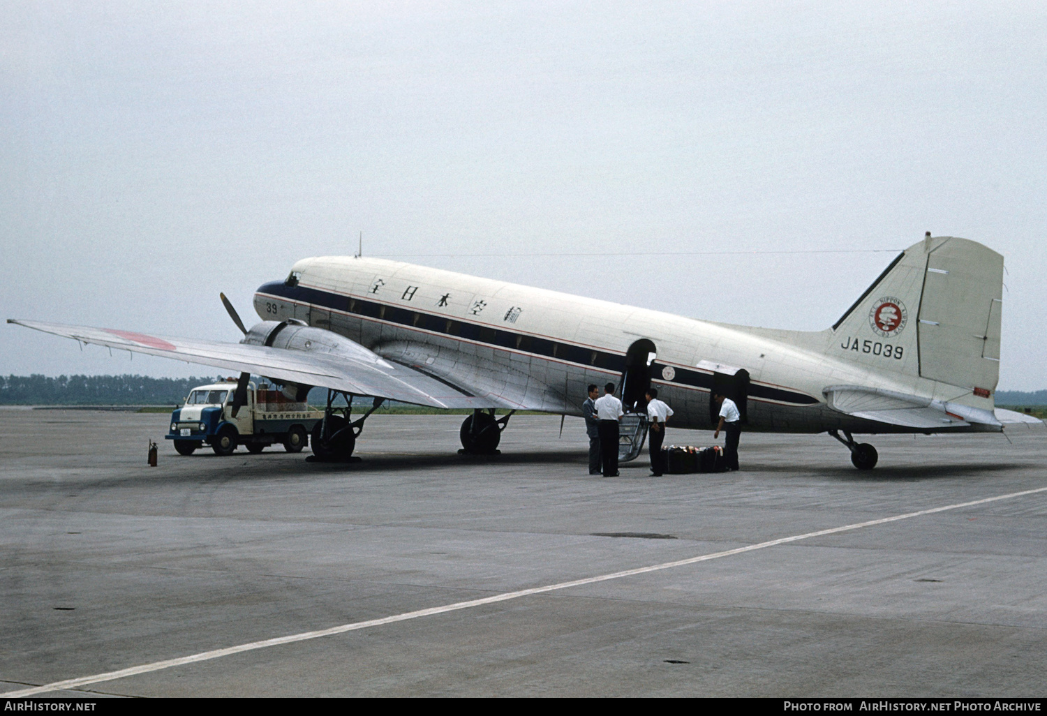 Aircraft Photo of JA5039 | Douglas DC-3-201D | All Nippon Airways - ANA | AirHistory.net #198619
