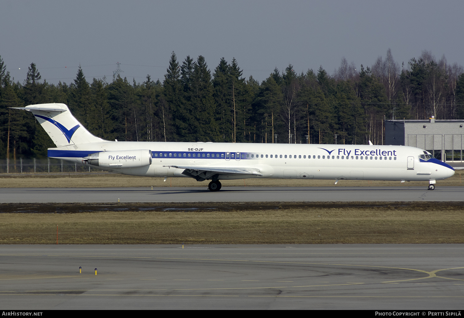 Aircraft Photo of SE-DJF | McDonnell Douglas MD-83 (DC-9-83) | Fly Excellent | AirHistory.net #198634