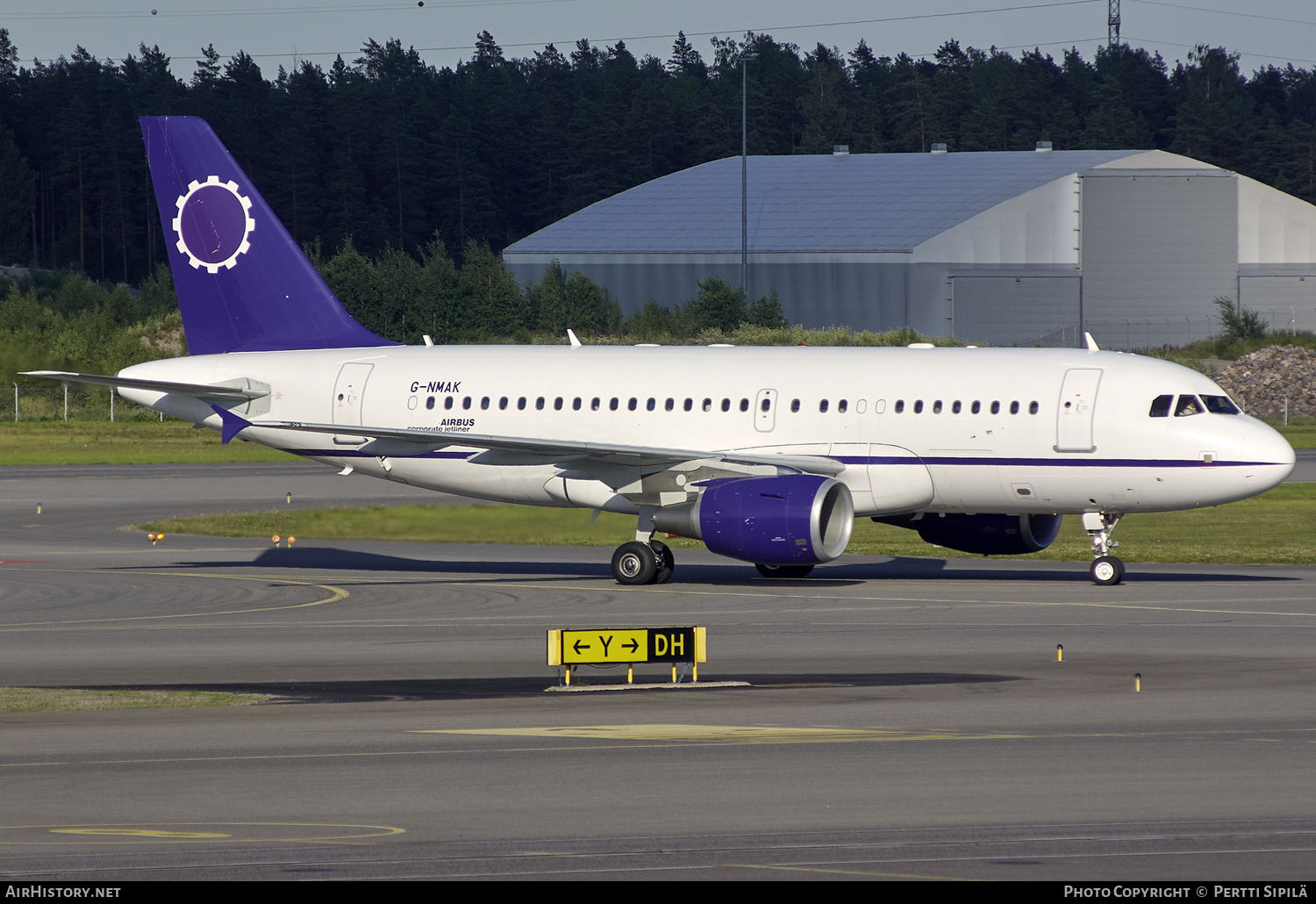 Aircraft Photo of G-NMAK | Airbus A319-115 | Twin Jet | AirHistory.net #198652