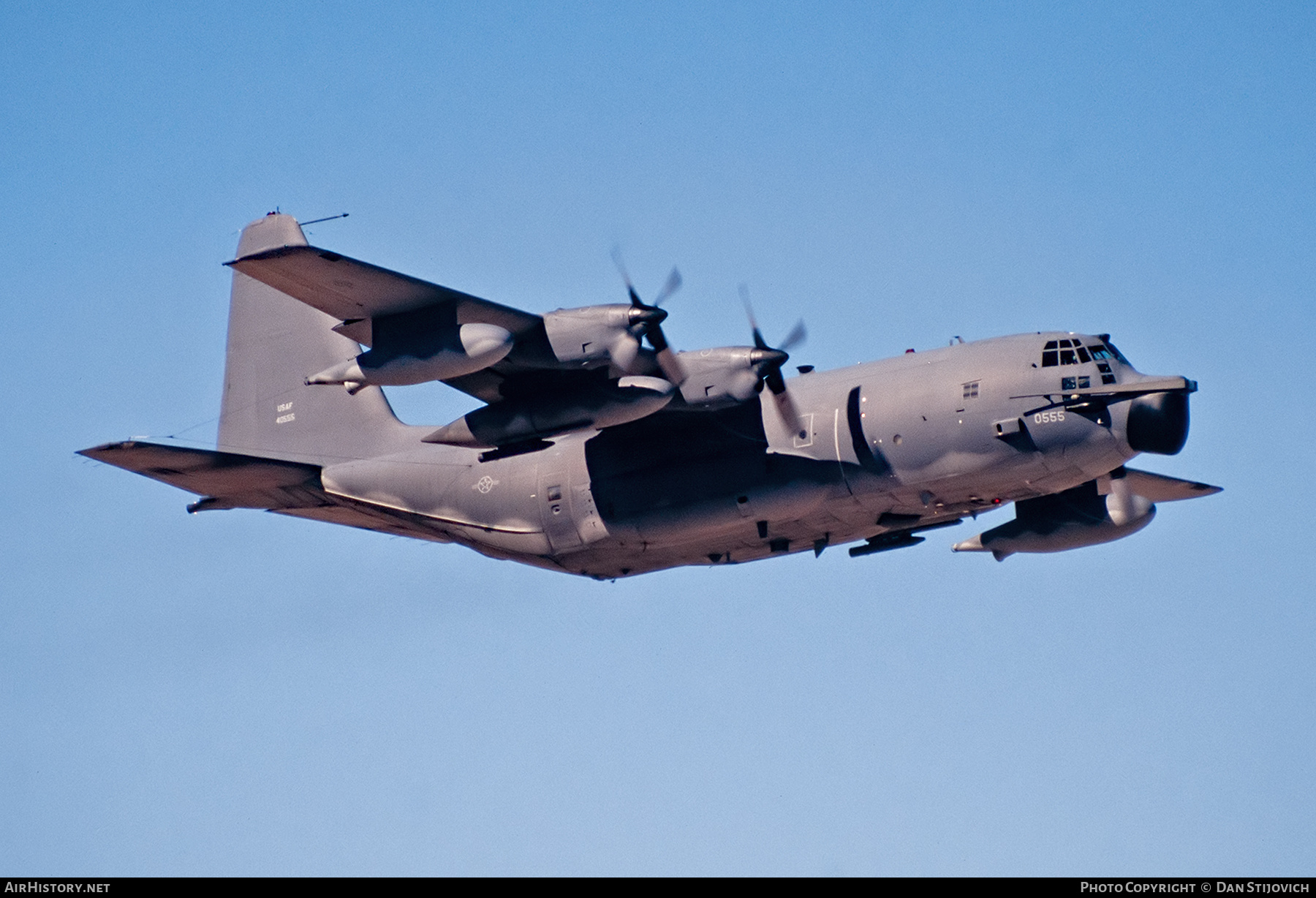 Aircraft Photo of 64-0555 / 40555 | Lockheed MC-130E Hercules (L-382) | USA - Air Force | AirHistory.net #198669