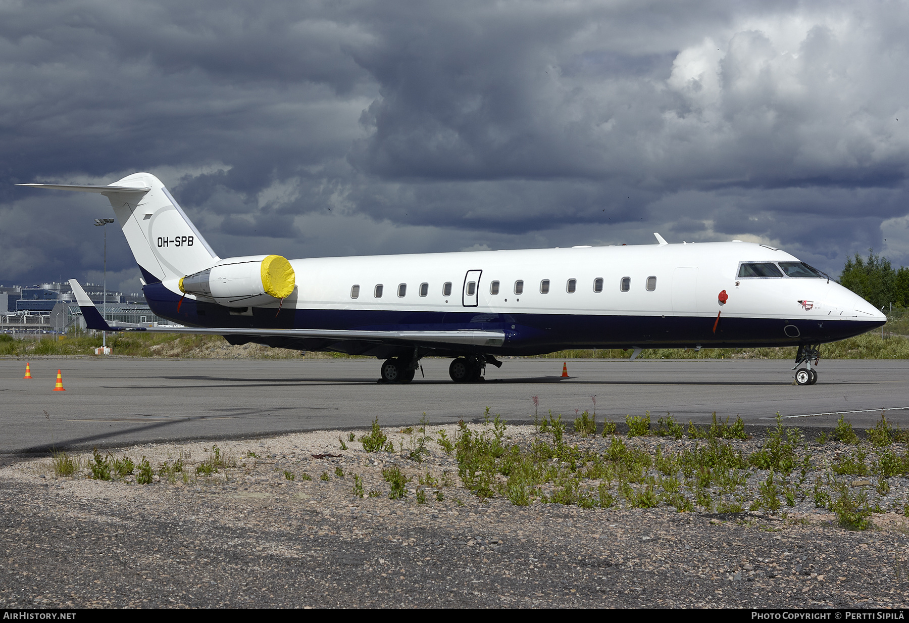 Aircraft Photo of OH-SPB | Bombardier Challenger 850 (CRJ-200SE/CL-600-2B19) | AirHistory.net #198680