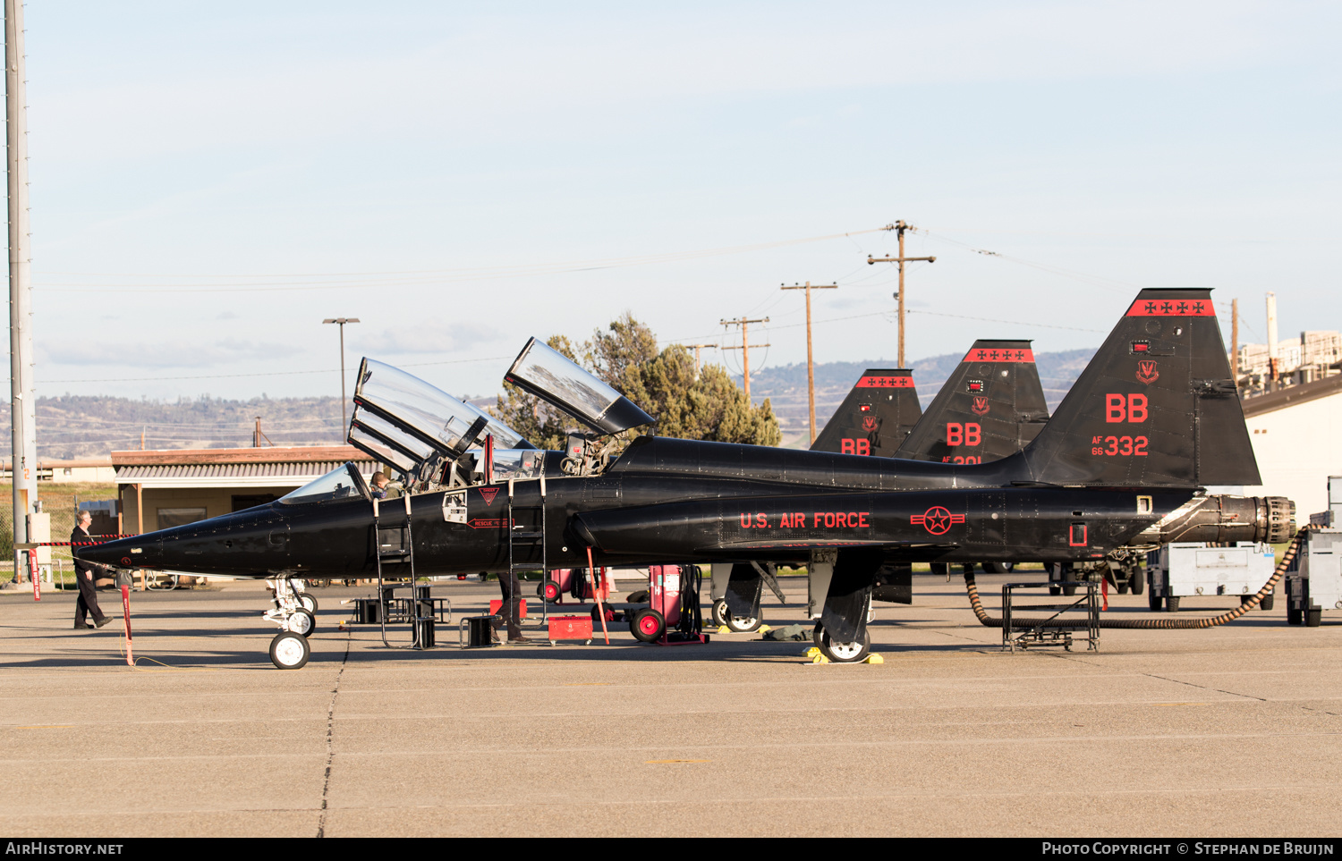 Aircraft Photo of 66-4332 / AF66-332 | Northrop T-38A Talon | USA - Air Force | AirHistory.net #198702
