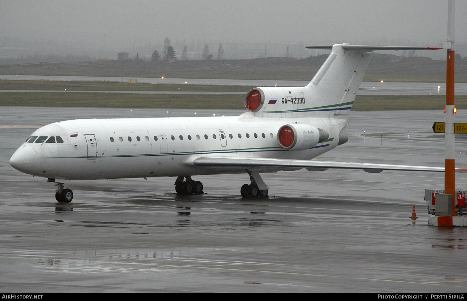 Aircraft Photo of RA-42330 | Yakovlev Yak-42 | AirHistory.net #198749