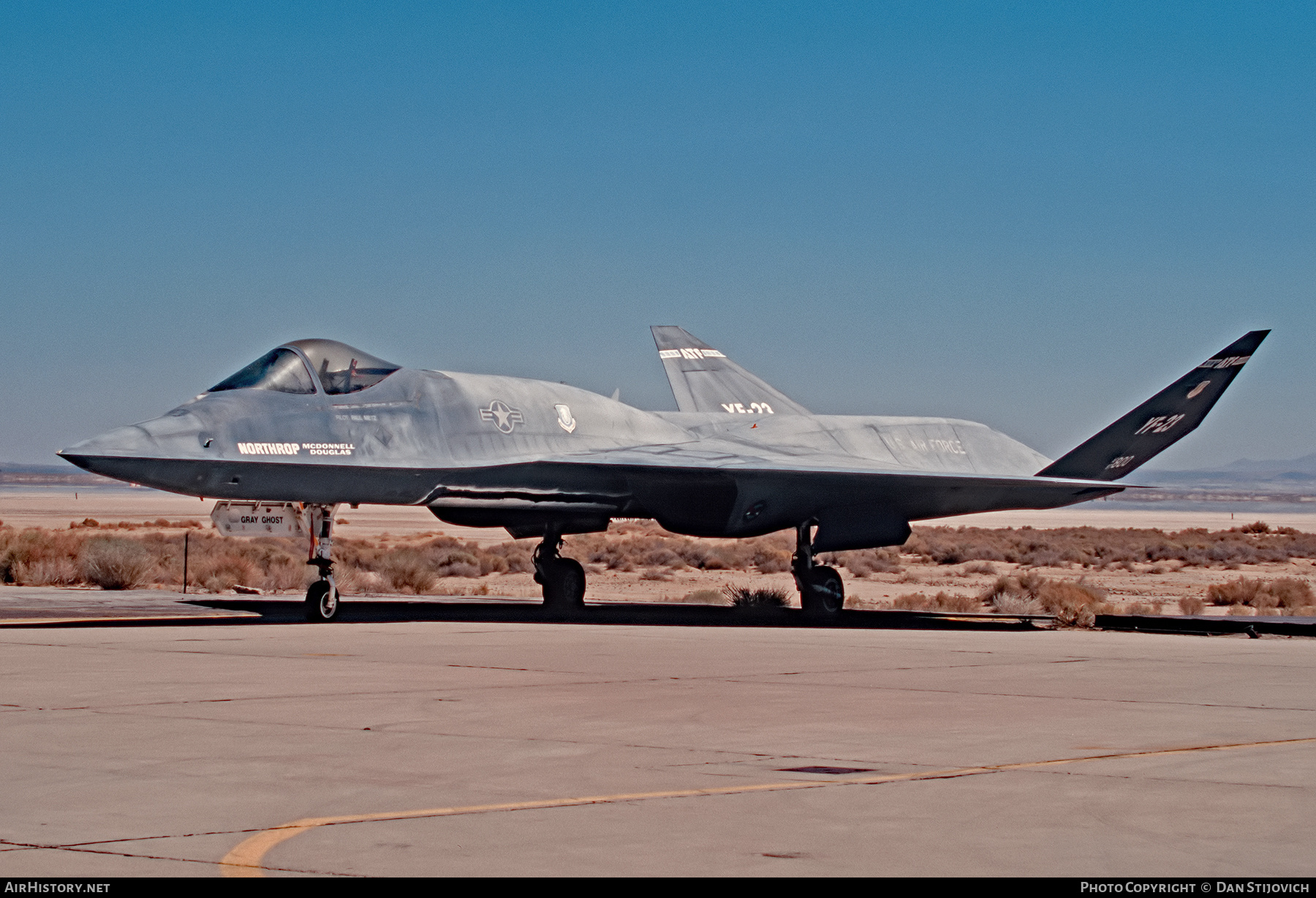 Aircraft Photo of 87-0800 / AF87-800 | Northrop/McDonnell Douglas YF-23 | USA - Air Force | AirHistory.net #198843