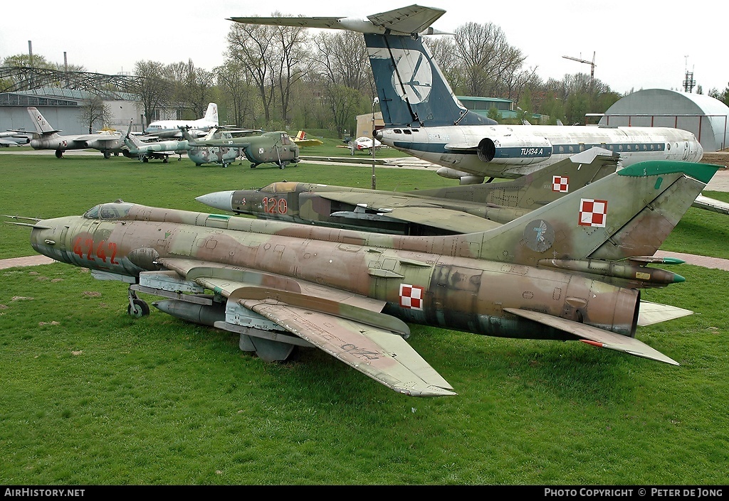 Aircraft Photo of 4242 | Sukhoi Su-20R | Poland - Air Force | AirHistory.net #198847