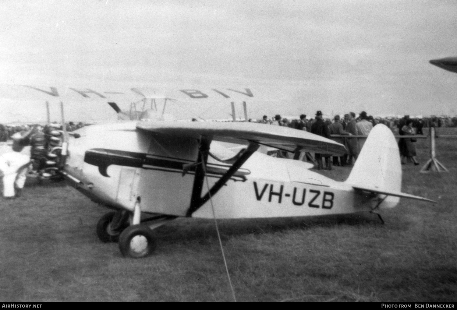 Aircraft Photo of VH-UZB | Comper CLA-7 Swift | AirHistory.net #198867