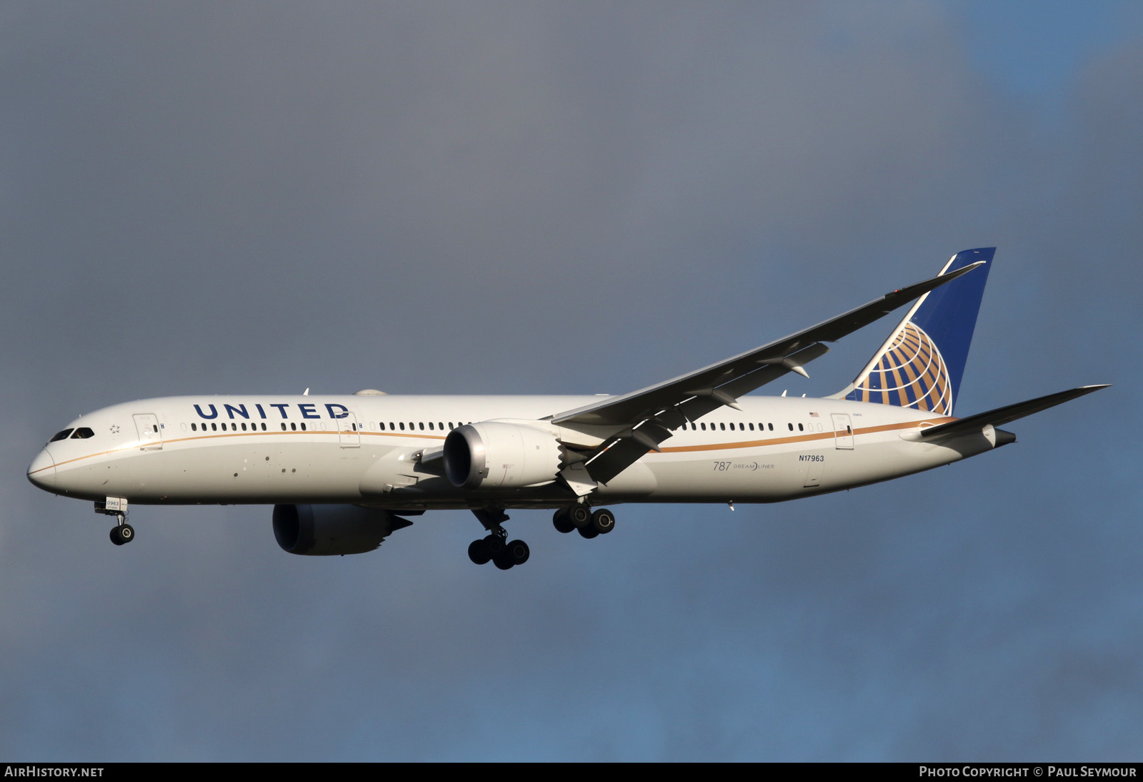 Aircraft Photo of N17963 | Boeing 787-9 Dreamliner | United Airlines | AirHistory.net #198884