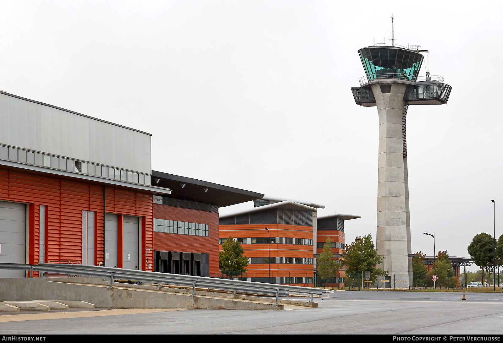 Airport photo of Châlons - Vatry (LFOK / XCR) in France | AirHistory.net #199351