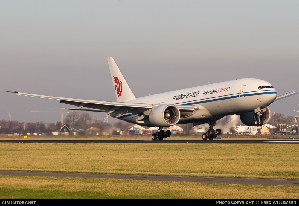 Aircraft Photo of B-2098 | Boeing 777-FFT | Air China Cargo | AirHistory.net #199451