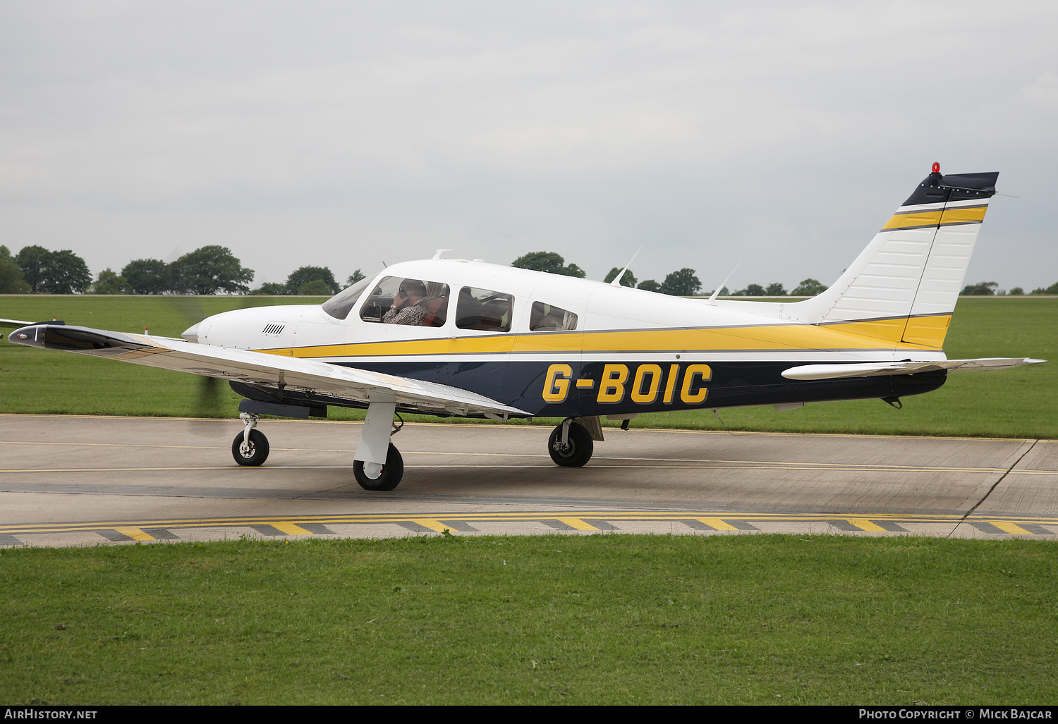 Aircraft Photo of G-BOIC | Piper PA-28R-201T Turbo Arrow III | AirHistory.net #199485
