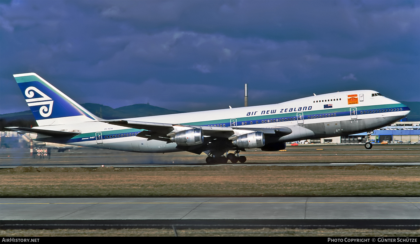 Aircraft Photo of ZK-NZW | Boeing 747-219B | Air New Zealand | AirHistory.net #199496