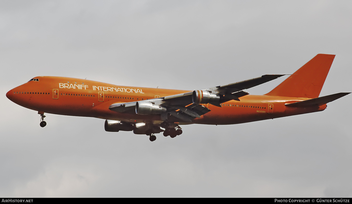 Aircraft Photo of N610BN | Boeing 747-130 | Braniff International Airways | AirHistory.net #199574