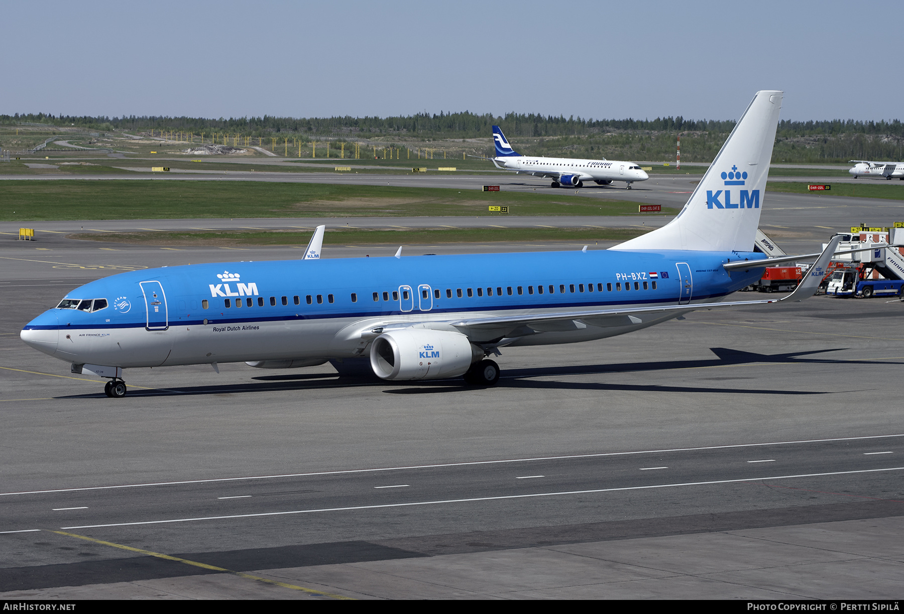 Aircraft Photo of PH-BXZ | Boeing 737-8K2 | KLM - Royal Dutch Airlines | AirHistory.net #199596