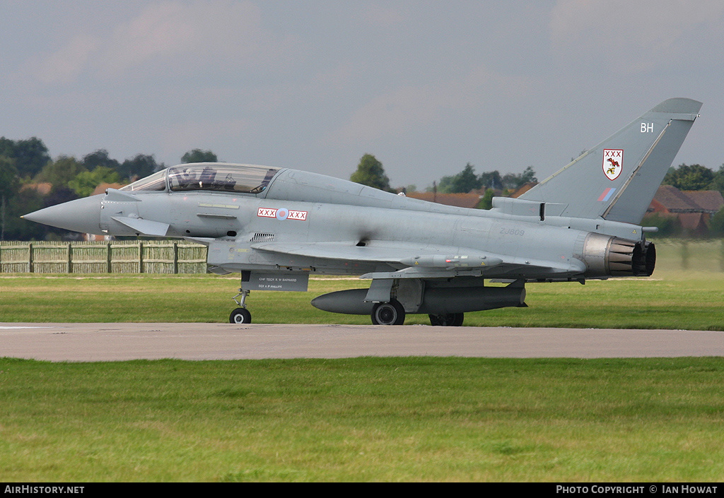 Aircraft Photo of ZJ809 | Eurofighter EF-2000 Typhoon T3 | UK - Air Force | AirHistory.net #199802