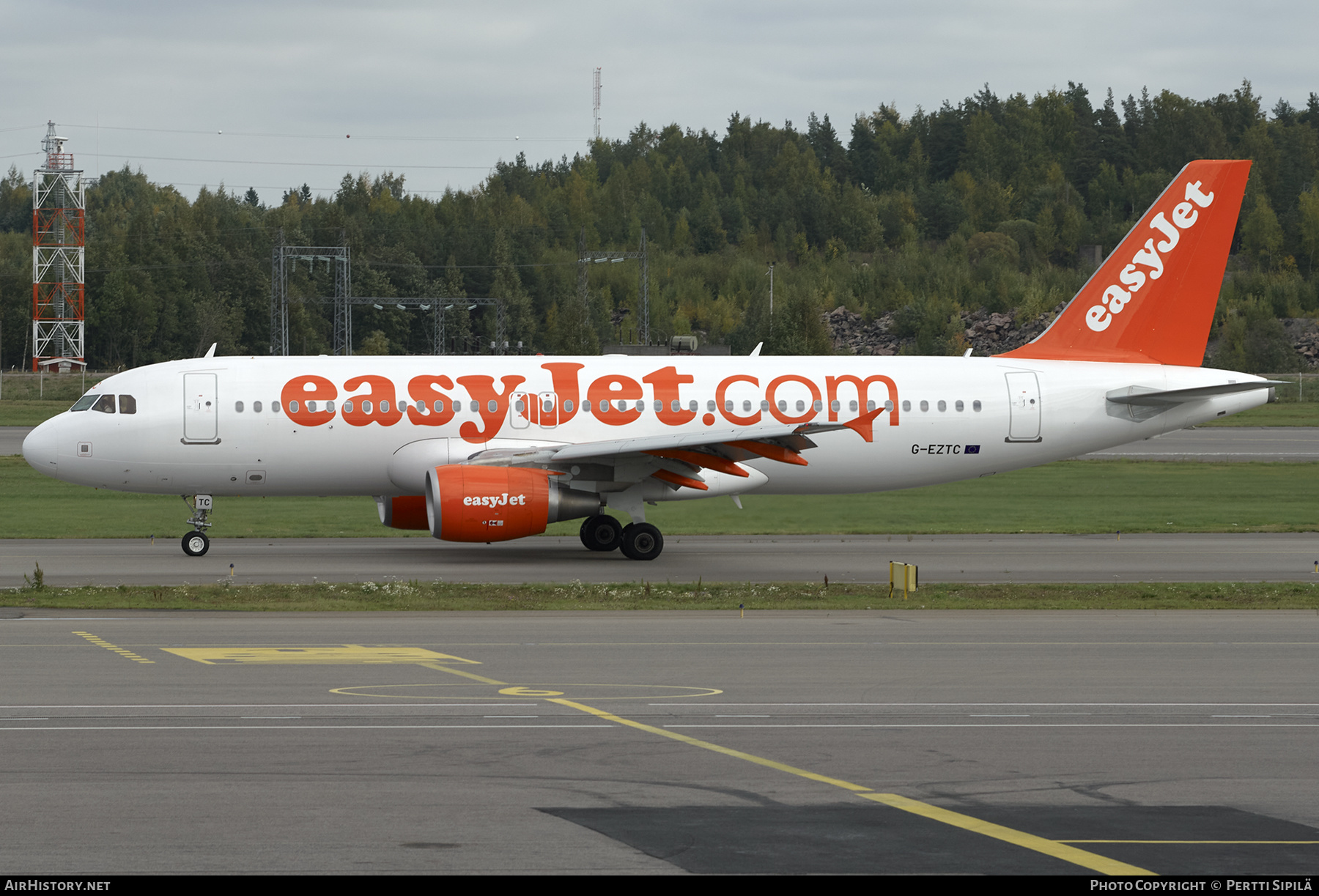 Aircraft Photo of G-EZTC | Airbus A320-214 | EasyJet | AirHistory.net #199810