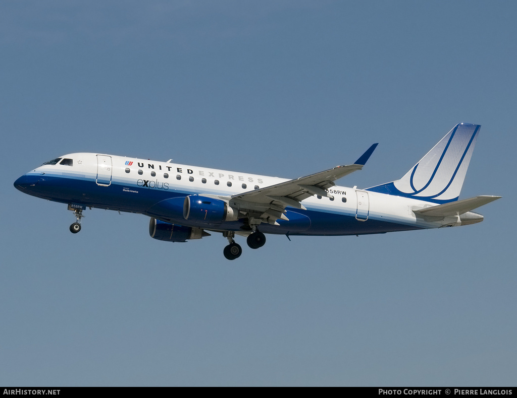 Aircraft Photo of N858RW | Embraer 170SE (ERJ-170-100SE) | United Express | AirHistory.net #199844