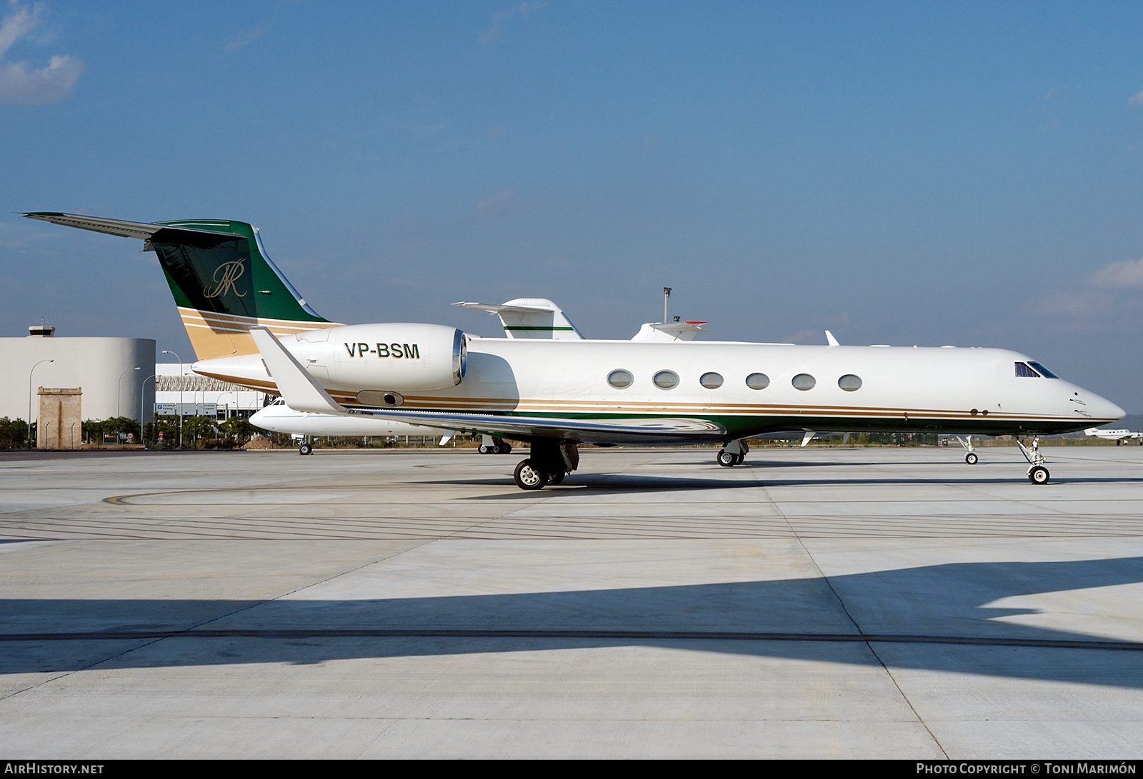 Aircraft Photo of VP-BSM | Gulfstream Aerospace G-V Gulfstream V | AirHistory.net #200044