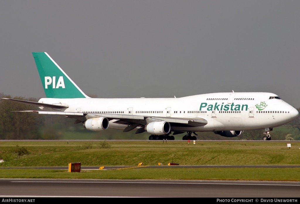 Aircraft Photo of AP-BFX | Boeing 747-367 | Pakistan International Airlines - PIA | AirHistory.net #200074