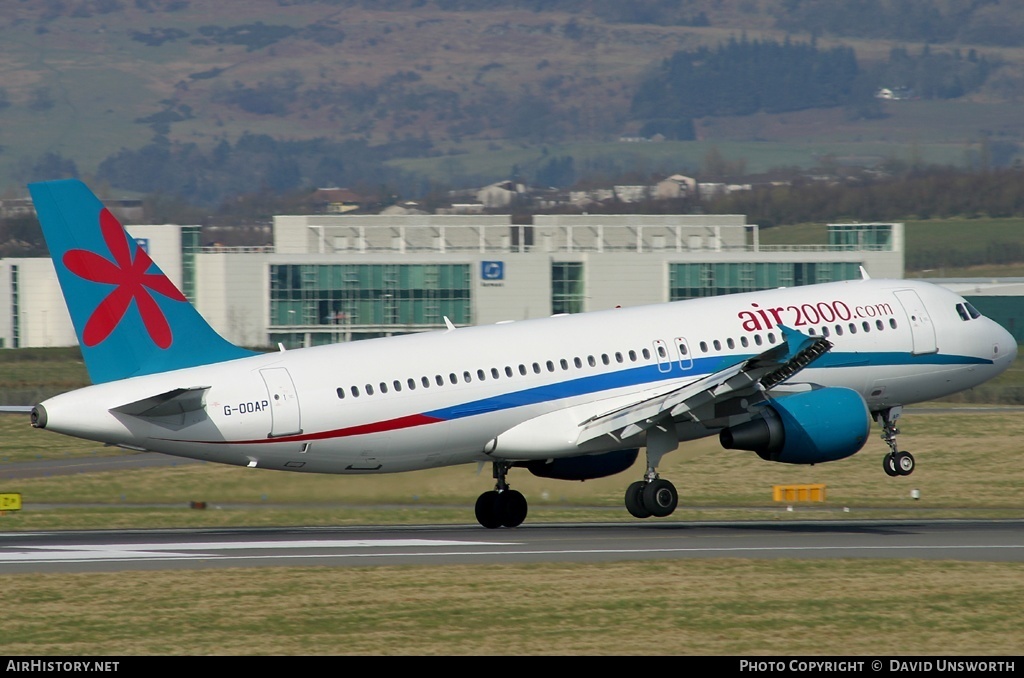 Aircraft Photo of G-OOAP | Airbus A320-214 | Air 2000 | AirHistory.net #200207