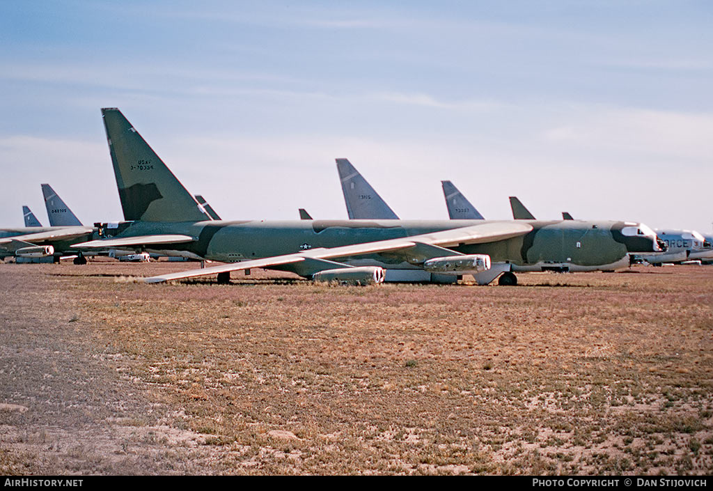Aircraft Photo of 57-038 / 0-70038 | Boeing B-52F Stratofortress | AirHistory.net #200228
