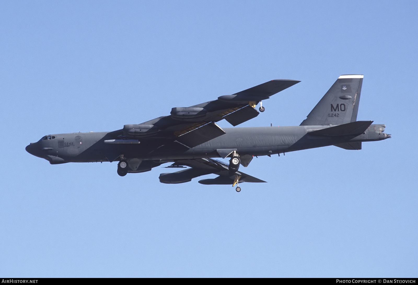 Aircraft Photo of 58-0242 / AF58-242 | Boeing B-52G Stratofortress | USA - Air Force | AirHistory.net #200262