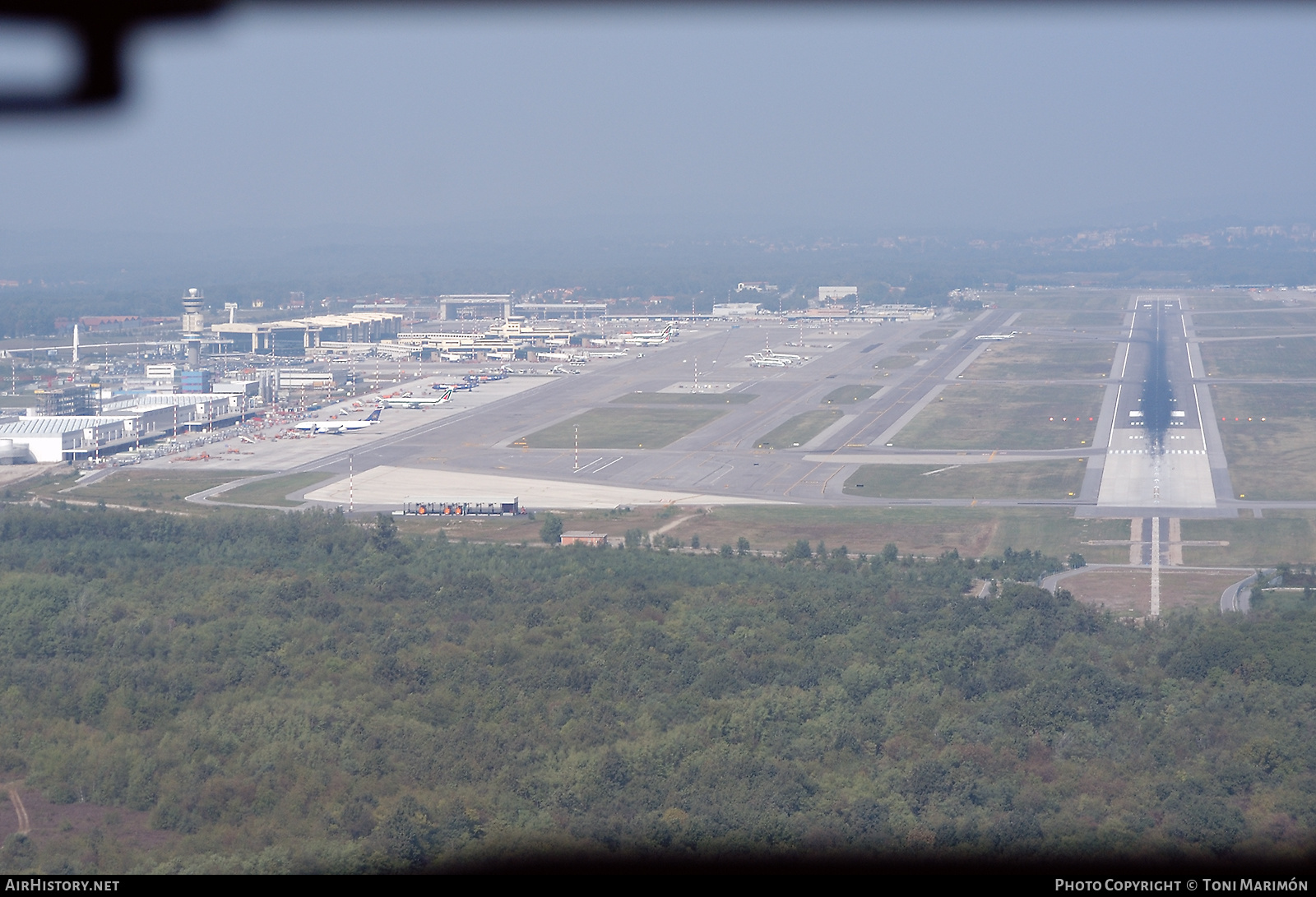 Airport photo of Milan - Malpensa (LIMC / MXP) in Italy | AirHistory.net #200275