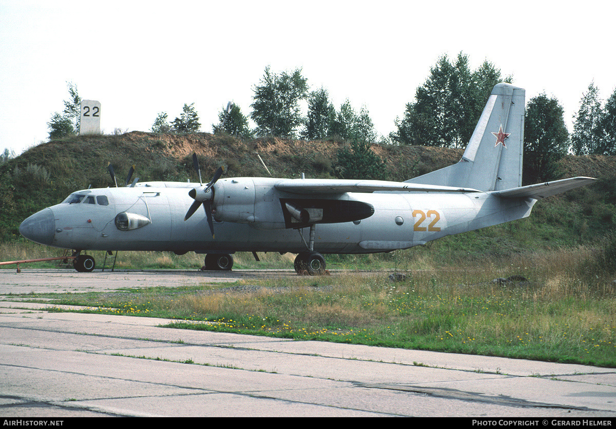 Aircraft Photo of 22 yellow | Antonov An-26 | Belarus - Air Force | AirHistory.net #200353