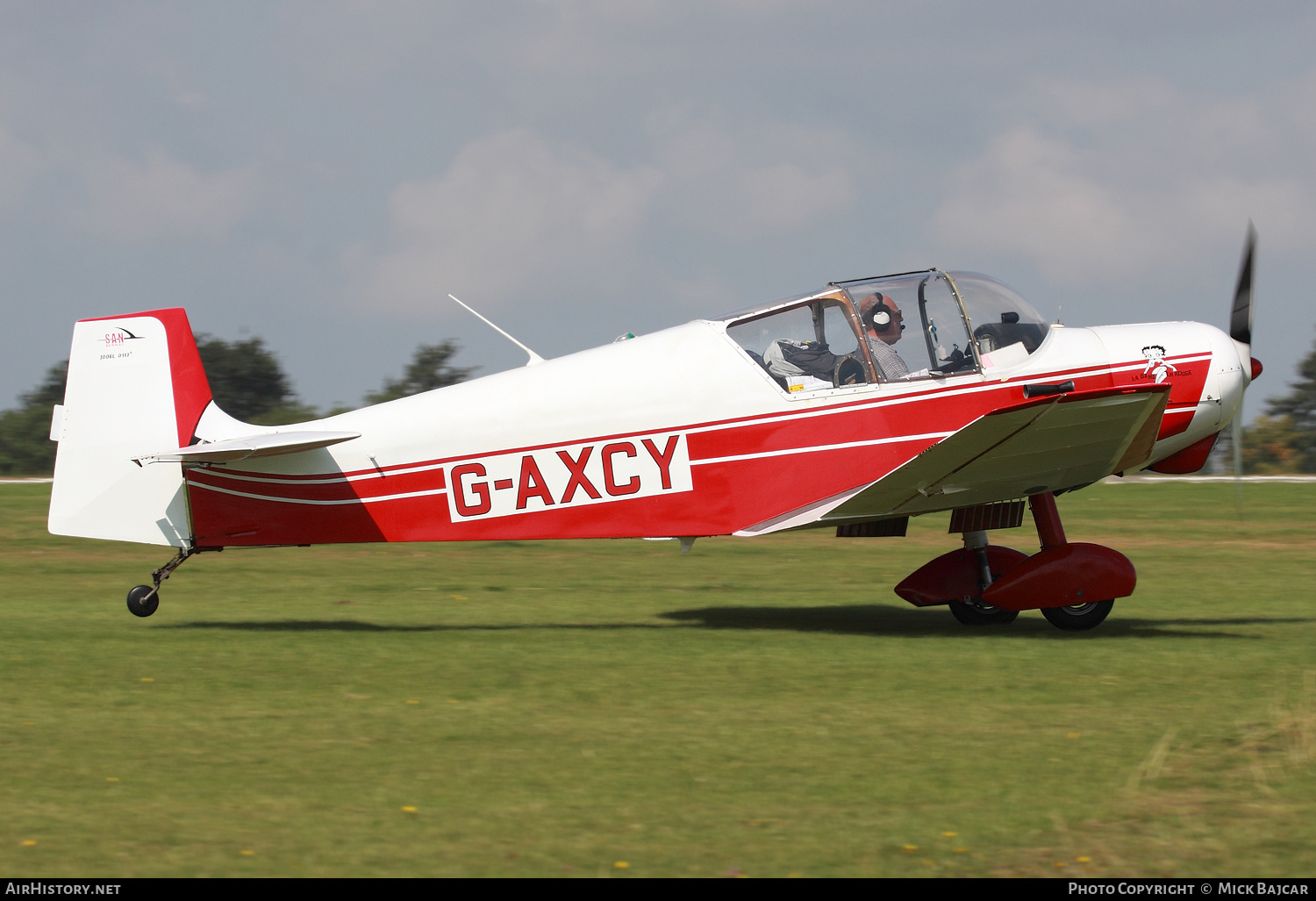 Aircraft Photo of G-AXCY | SAN Jodel D-117A | AirHistory.net #200401