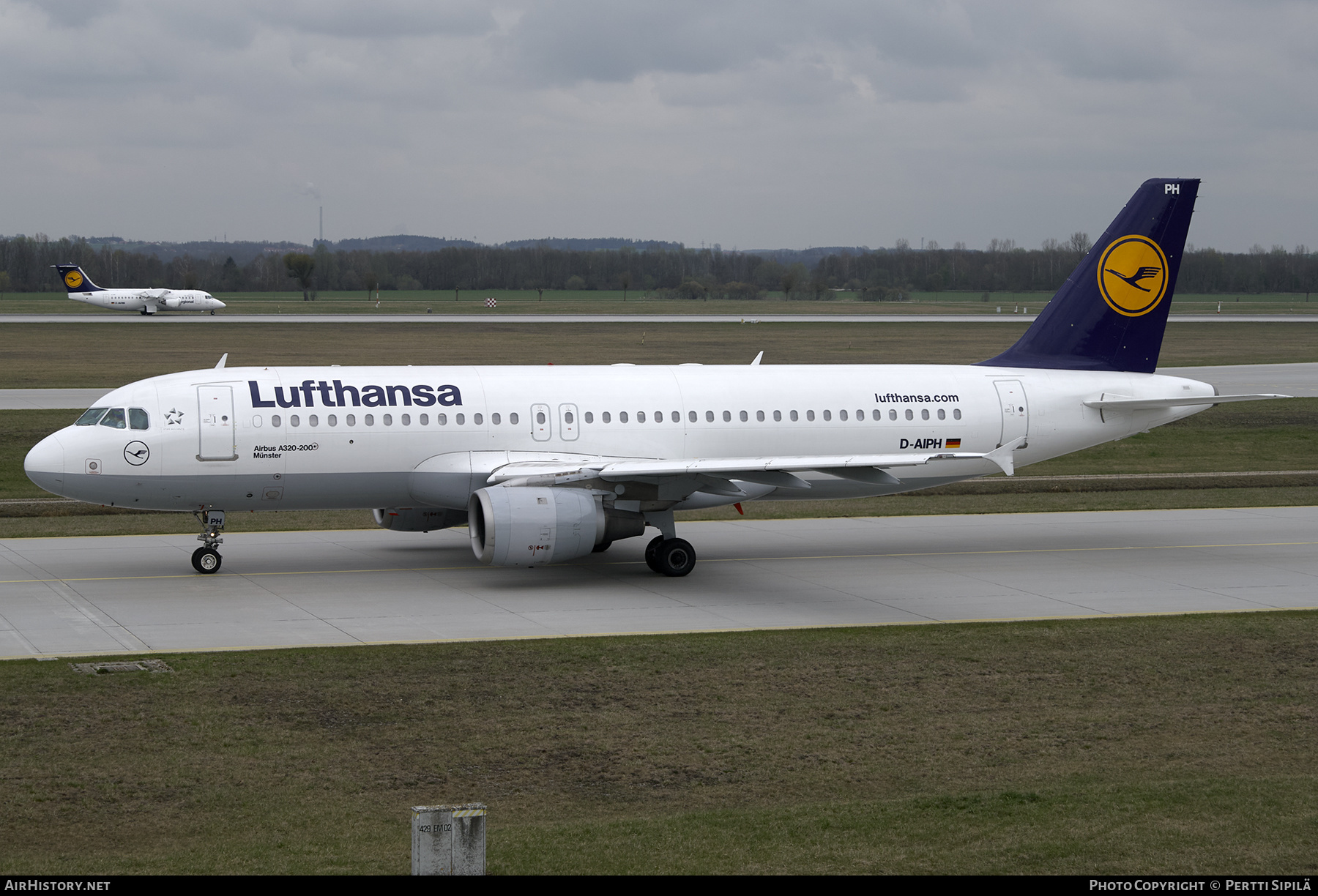 Aircraft Photo of D-AIPH | Airbus A320-211 | Lufthansa | AirHistory.net #200429
