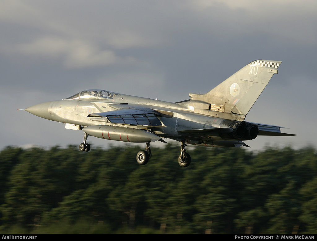 Aircraft Photo of ZE810 | Panavia Tornado F3 | UK - Air Force | AirHistory.net #200631