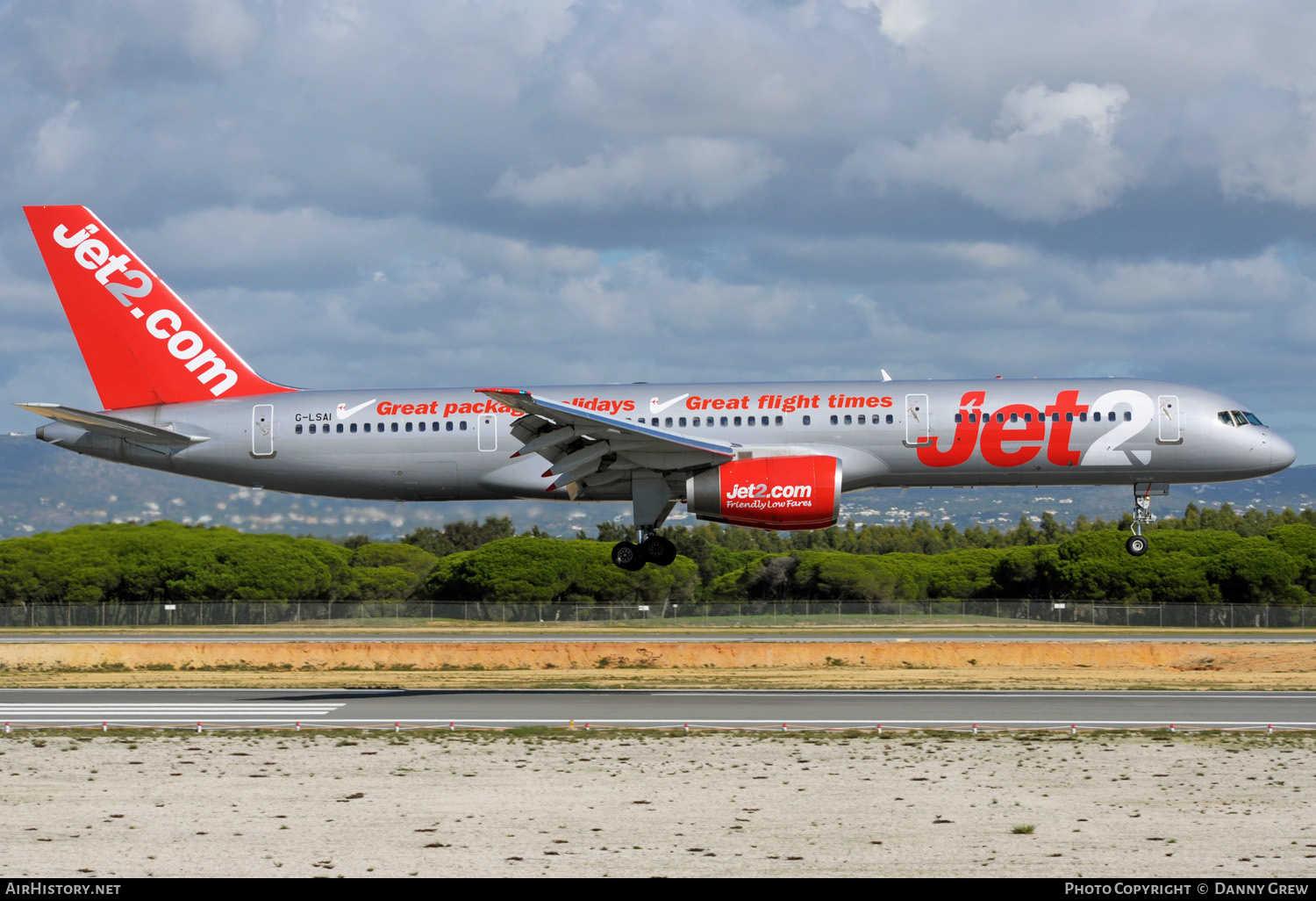 Aircraft Photo of G-LSAI | Boeing 757-21B | Jet2 | AirHistory.net #200655