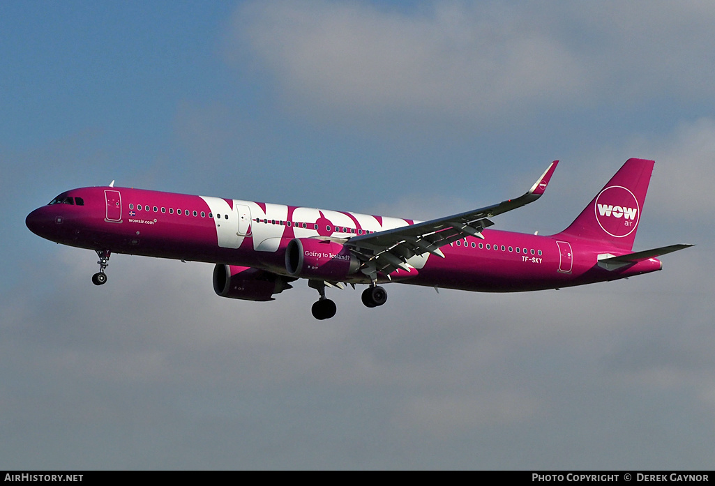 Aircraft Photo of TF-SKY | Airbus A321-253N | WOW Air | AirHistory.net #200703