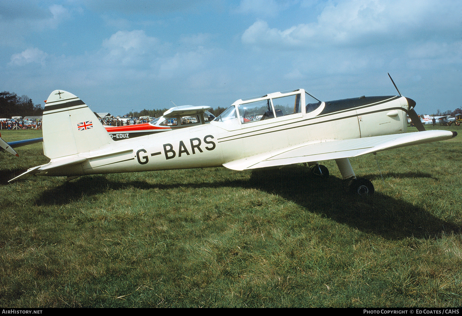 Aircraft Photo of G-BARS / 1377 | De Havilland DHC-1 Chipmunk Mk22 | AirHistory.net #200746