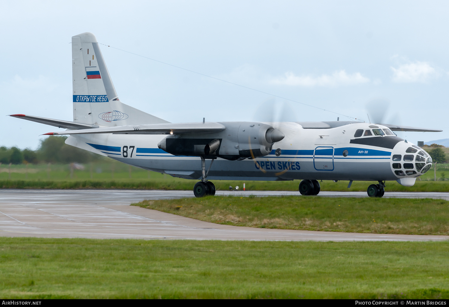 Aircraft Photo of 87 black | Antonov An-30B | Russia - Air Force | AirHistory.net #200758